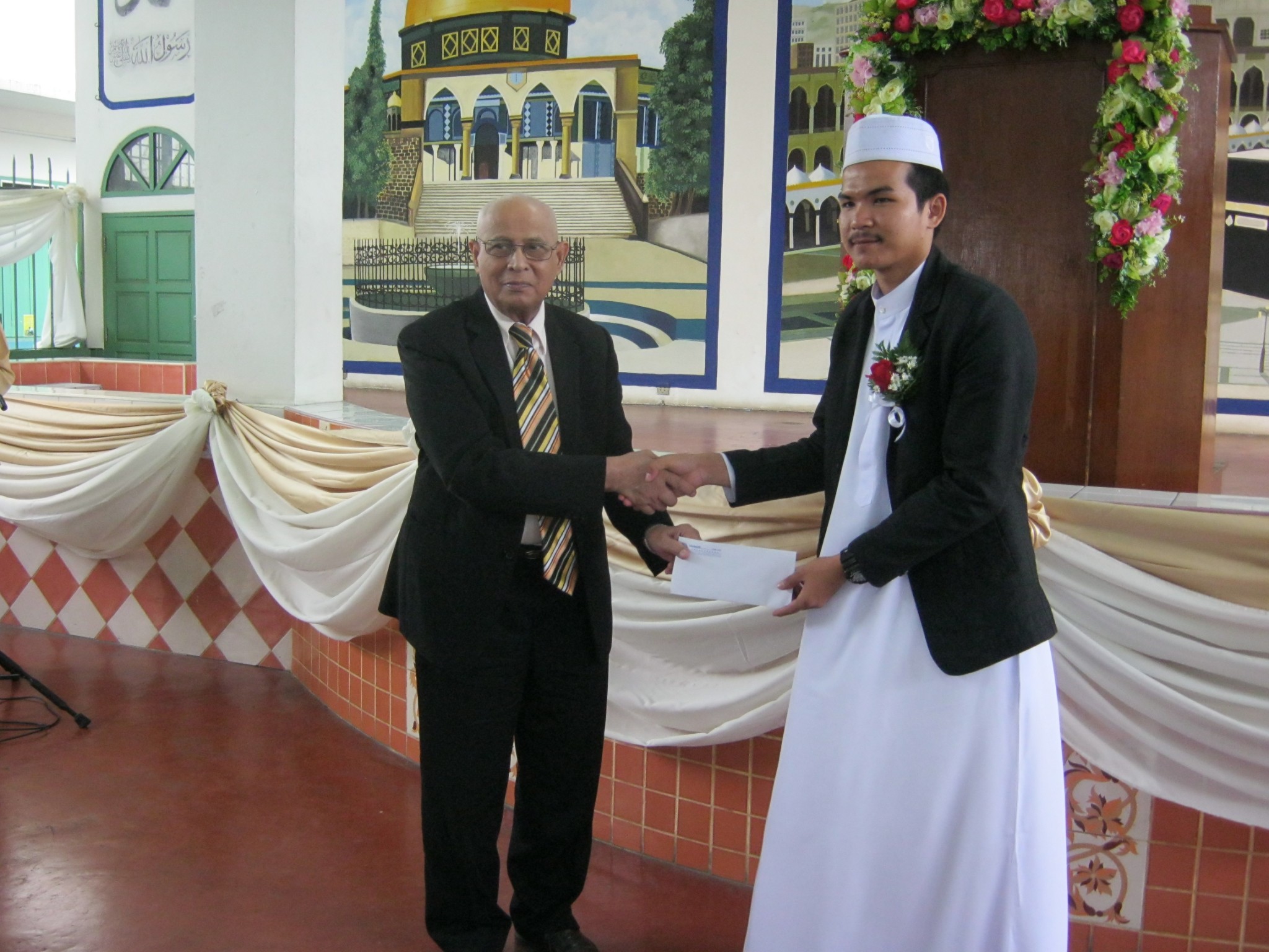 ภาพกิจกรรม งานเลี้ยงส่งนักเรียนทุนการศึกษาต่อต่างประเทศ